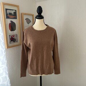 Banana Republic Sweater Fine Merino Wool Blend Coffee Brown Large very soft!
